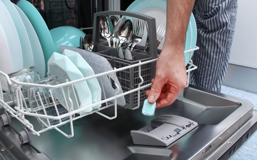 Roxbury Dishwasher Cleaning